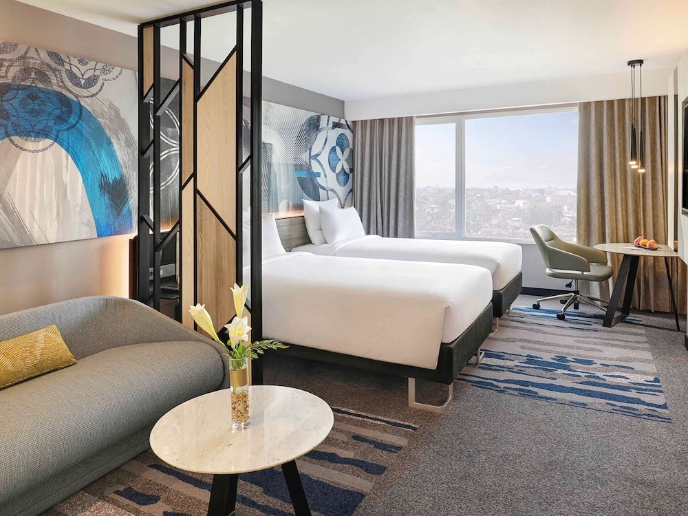 Hotel Novotel Suites Yogyakarta Malioboro, Indonesien, Yogyakarta. Großes 212