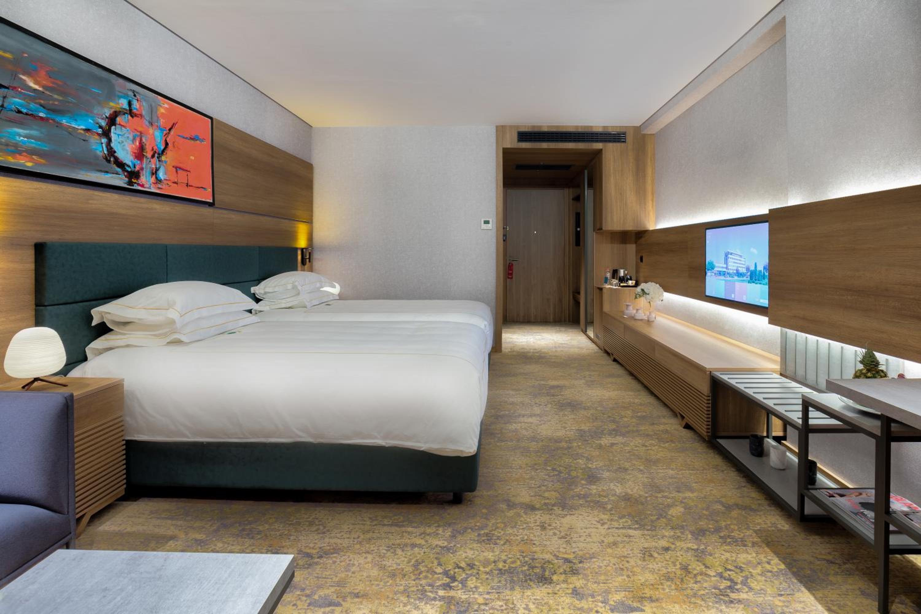Hotel Emerald Hotel Pristina, Kosovo, Pristina. Großes 246