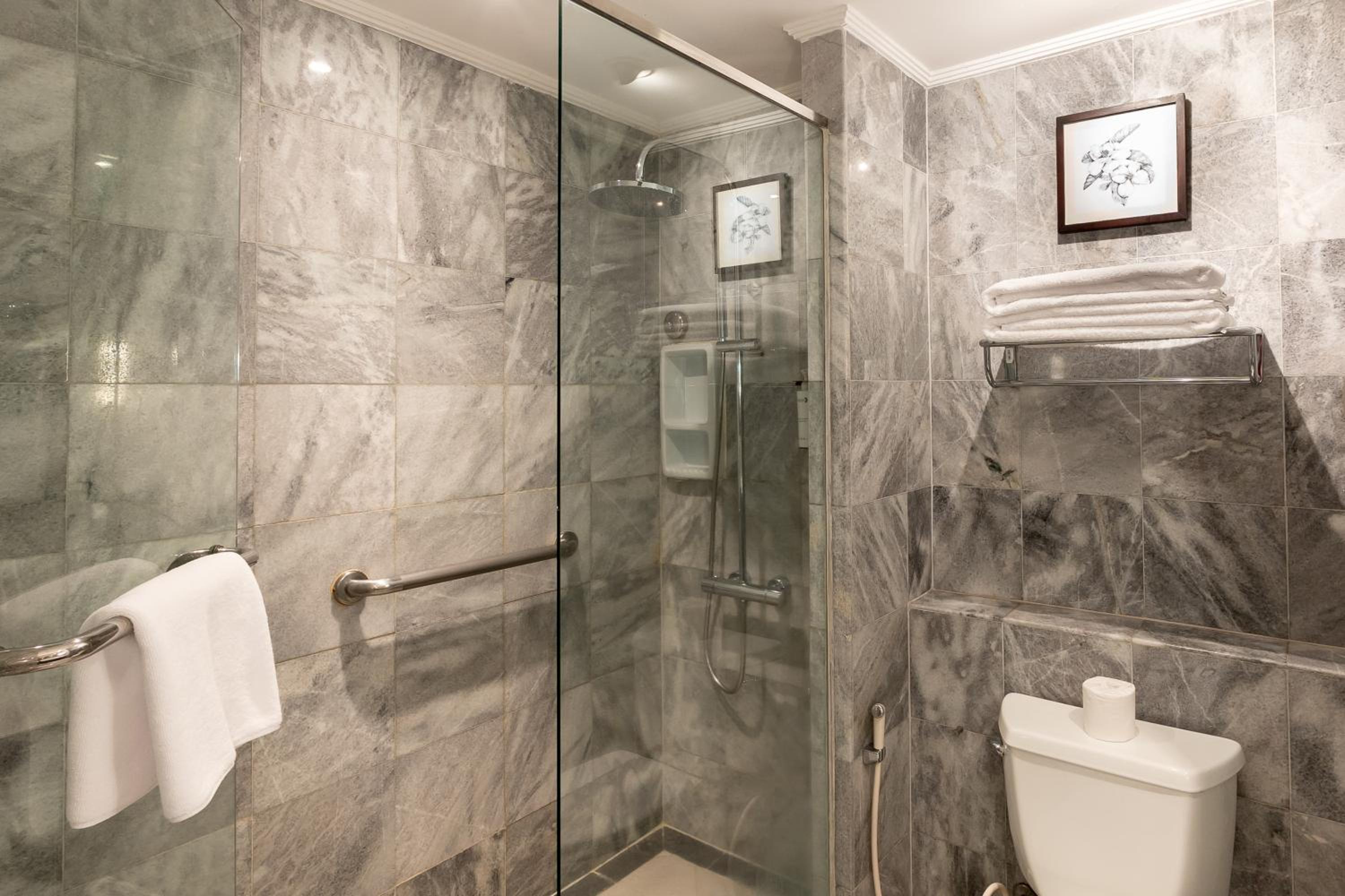 Hotel Discovery Kartika Plaza Hotel, Indonesien, Kuta. Großes 157