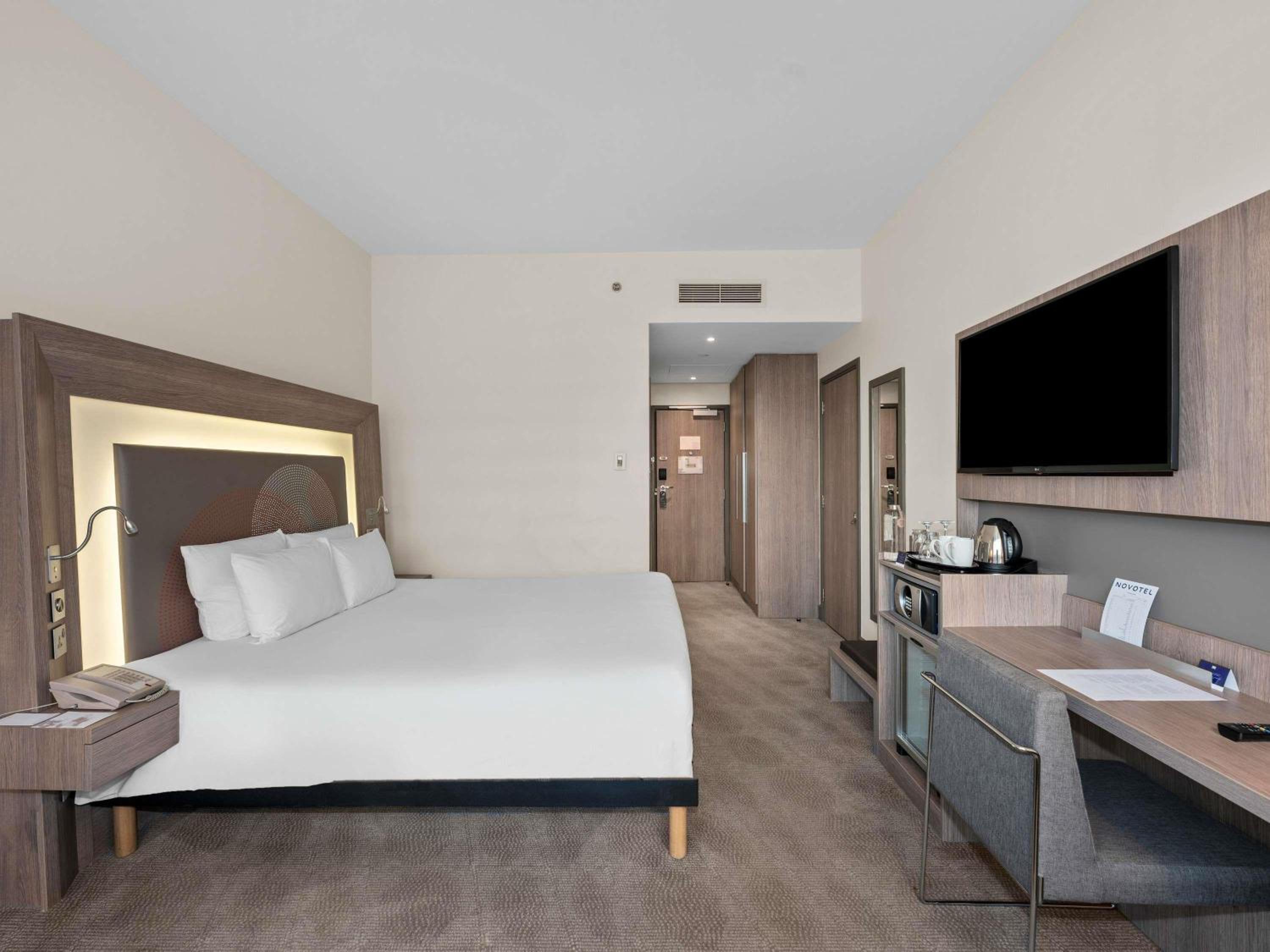 Hotel Novotel World Trade Centre Dubai, Vereinigte Arabische Emirate, Dubai. Großes 436