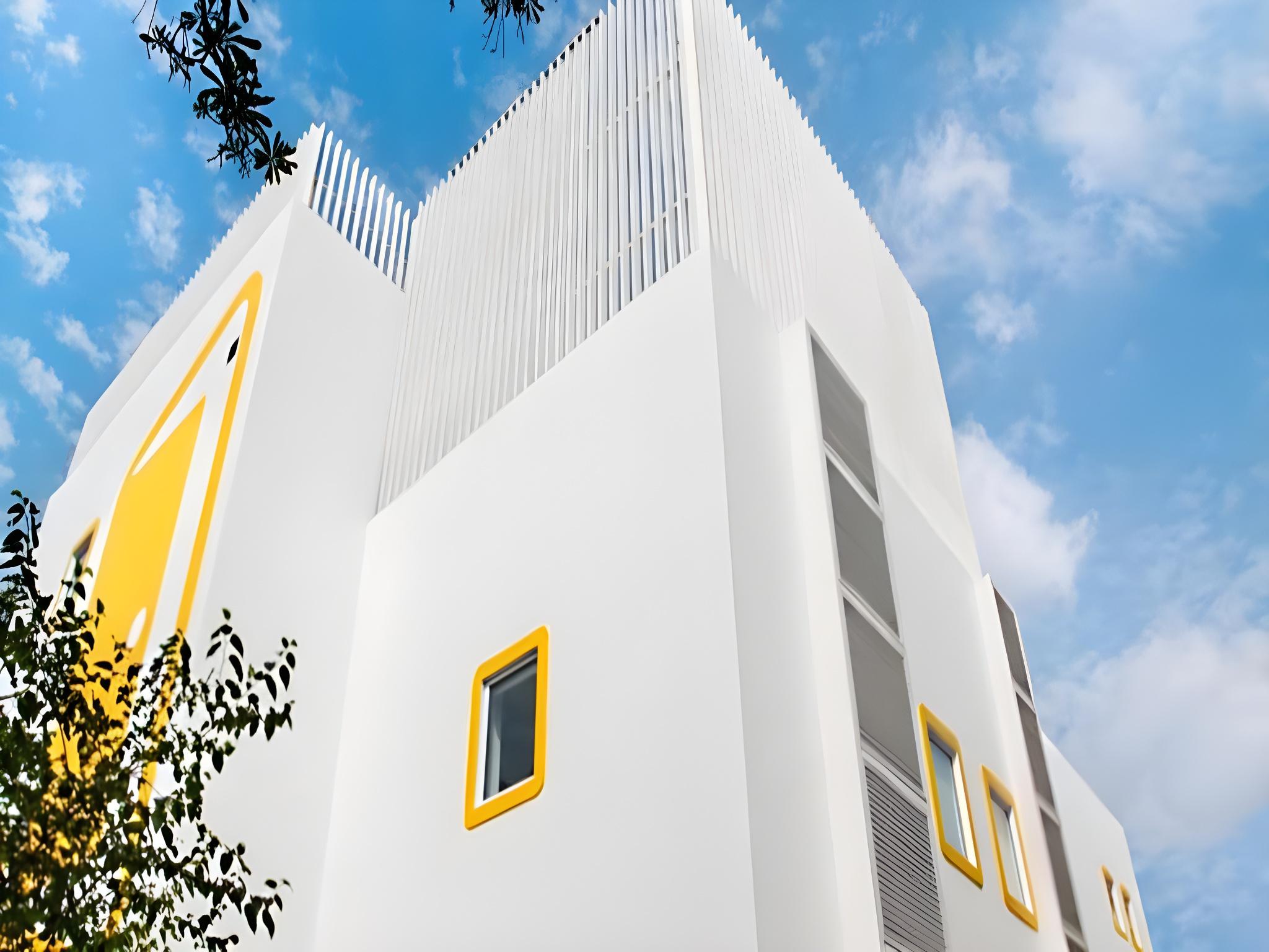 Hotel bloomrooms @ Link Road, Indien, Delhi. Großes 24