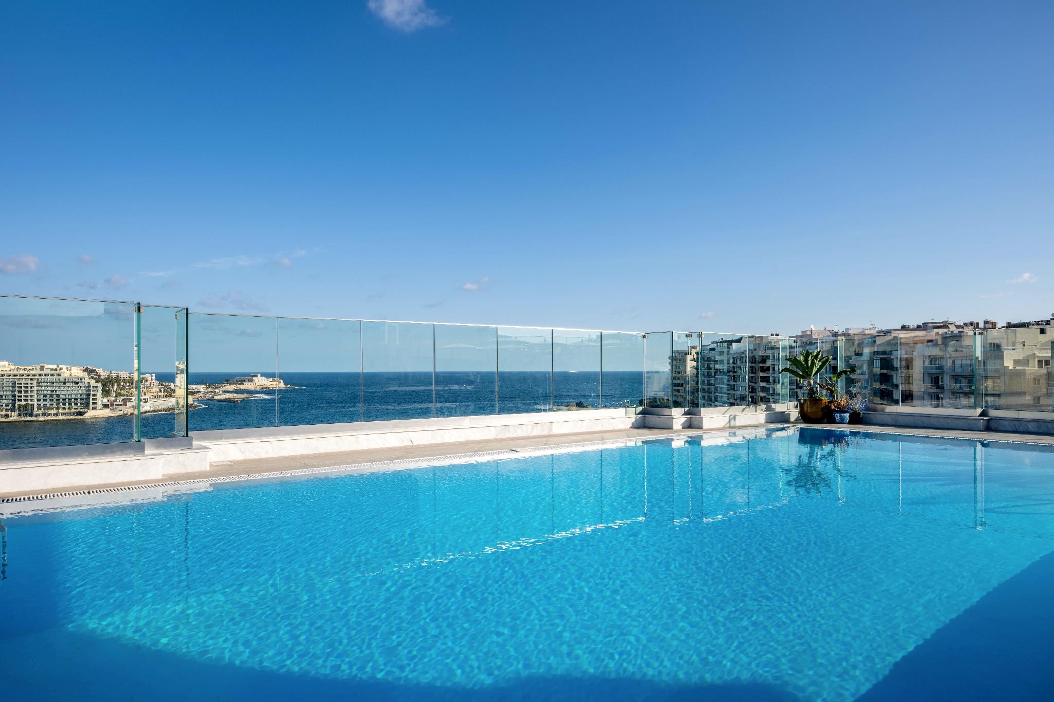 Hotel Plaza Hotels, Malta, Sliema. Großes 998