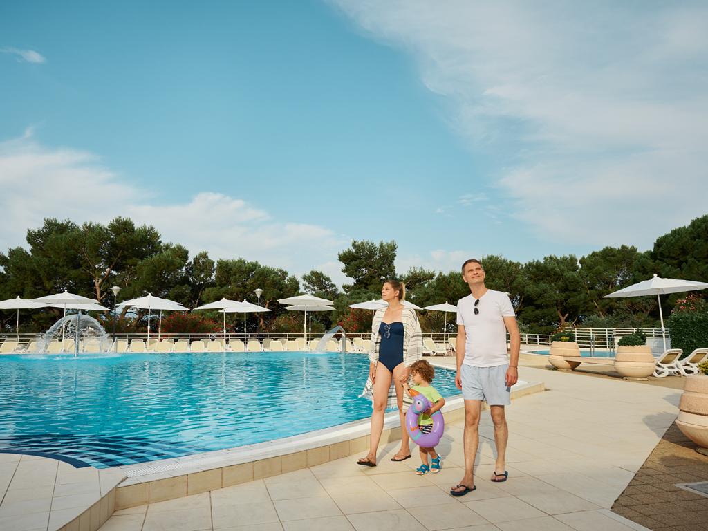 Hotel Bluesun Holiday Village Afrodita, Kroatien, Tucepi. Großes 535