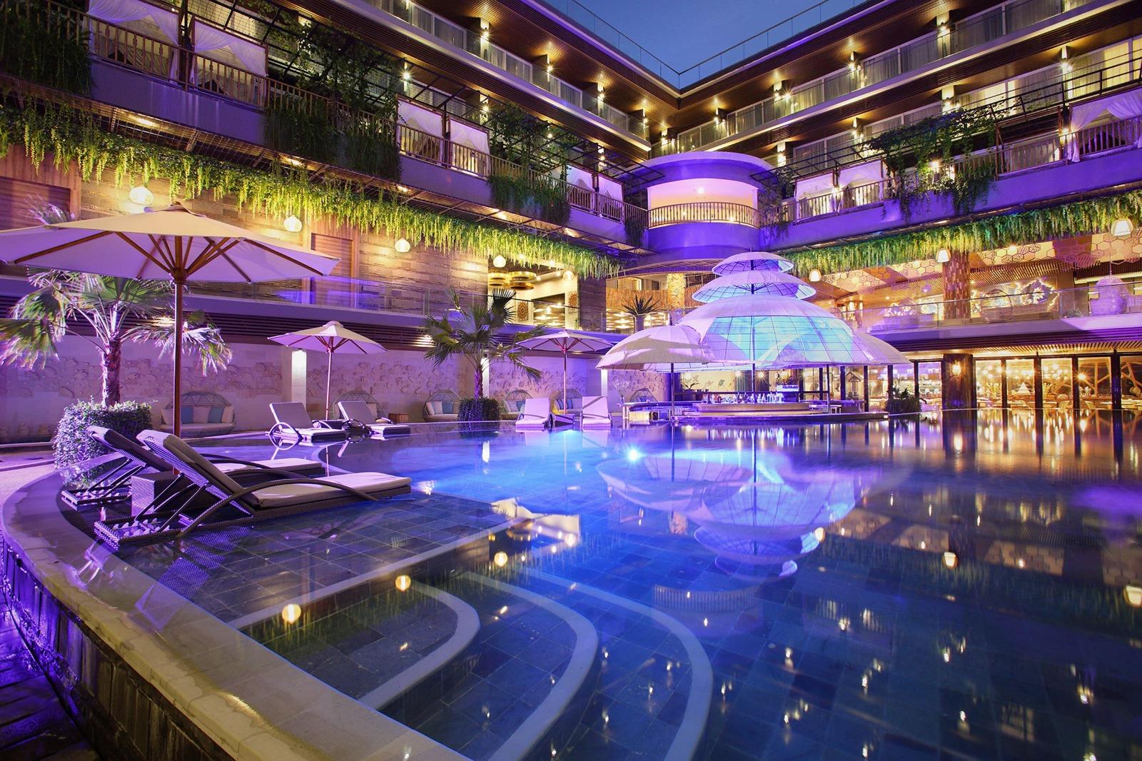 Hotel The Crystal Luxury Bay Resort Nusa Dua, Indonesien, Nusa Dua. Großes 827