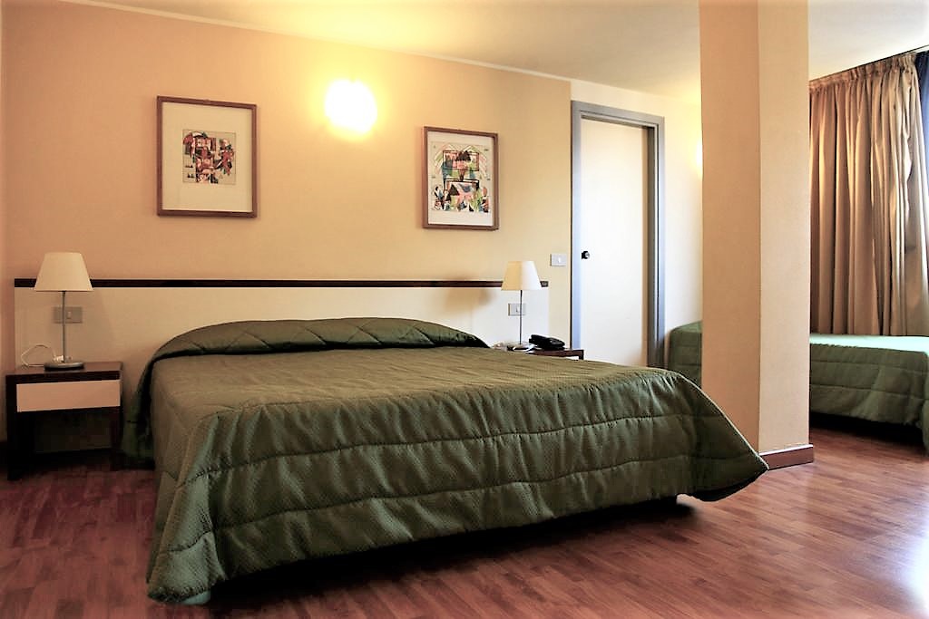 Hotel Ibis Styles Palermo Cristal, Italien, Palermo. Großes 623
