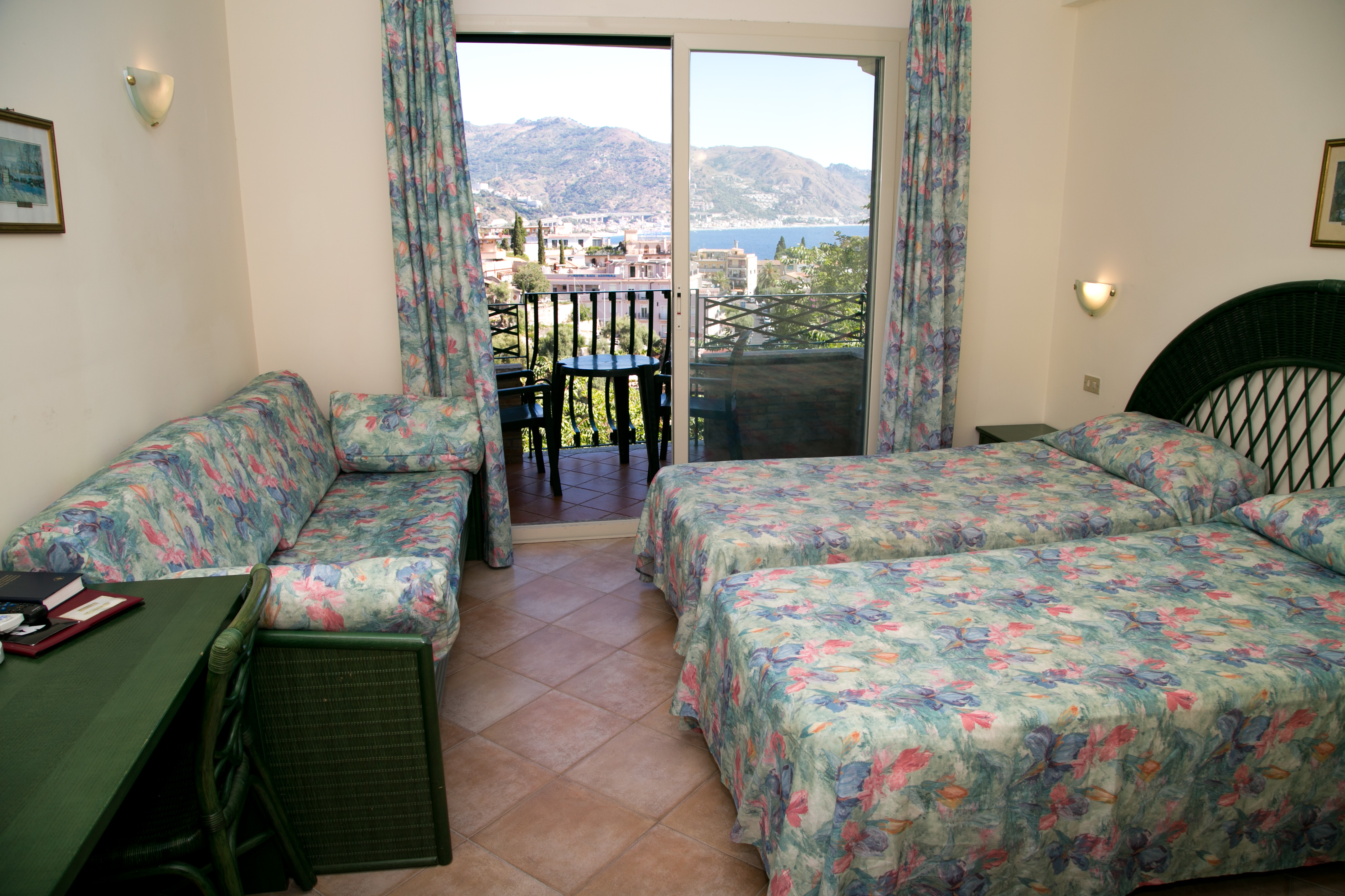Hotel Villa Bianca Resort, Italien, Taormina. Großes 568