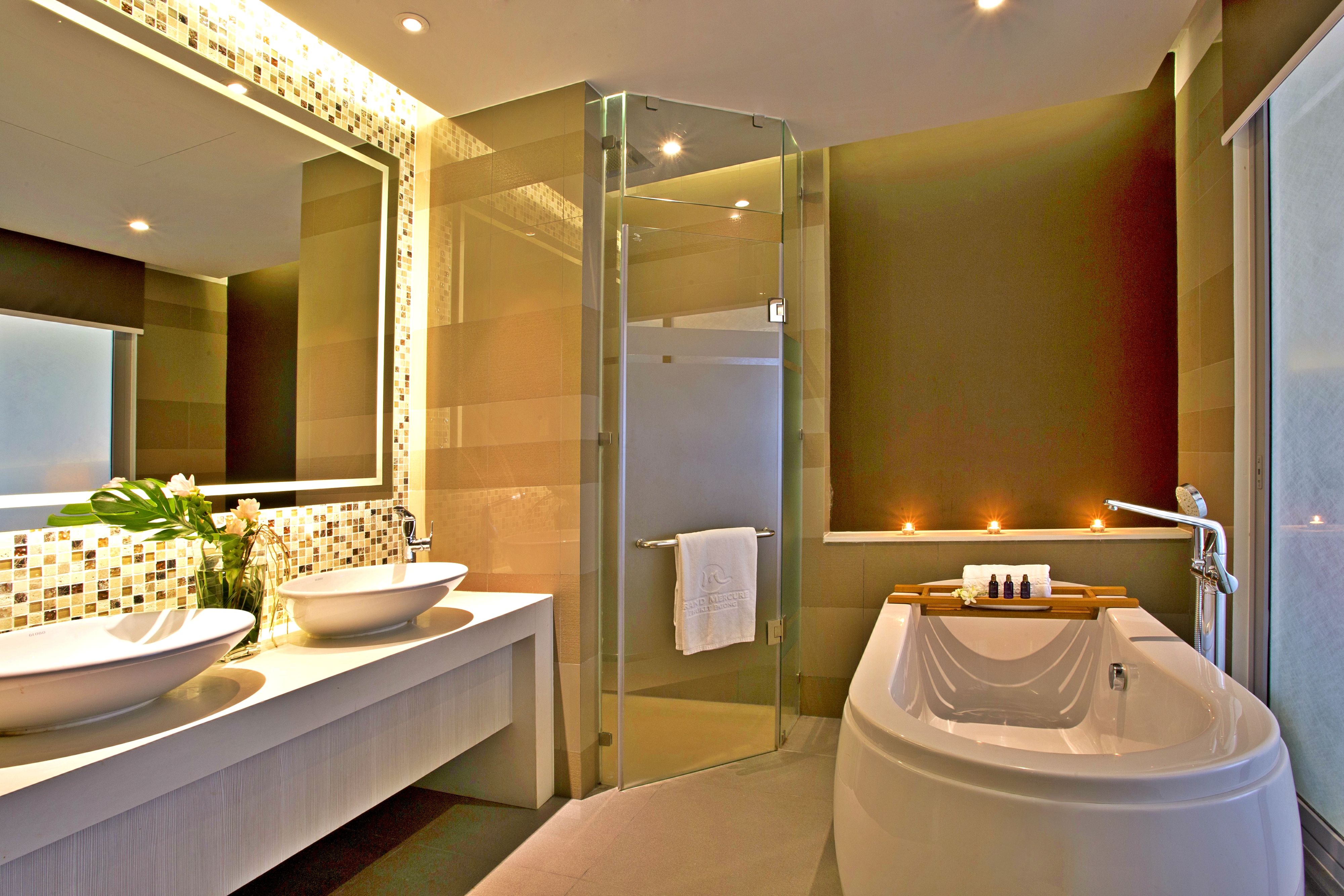 Hotel Grand Mercure Phuket Patong Hotel, Thailand, Patong. Großes 180