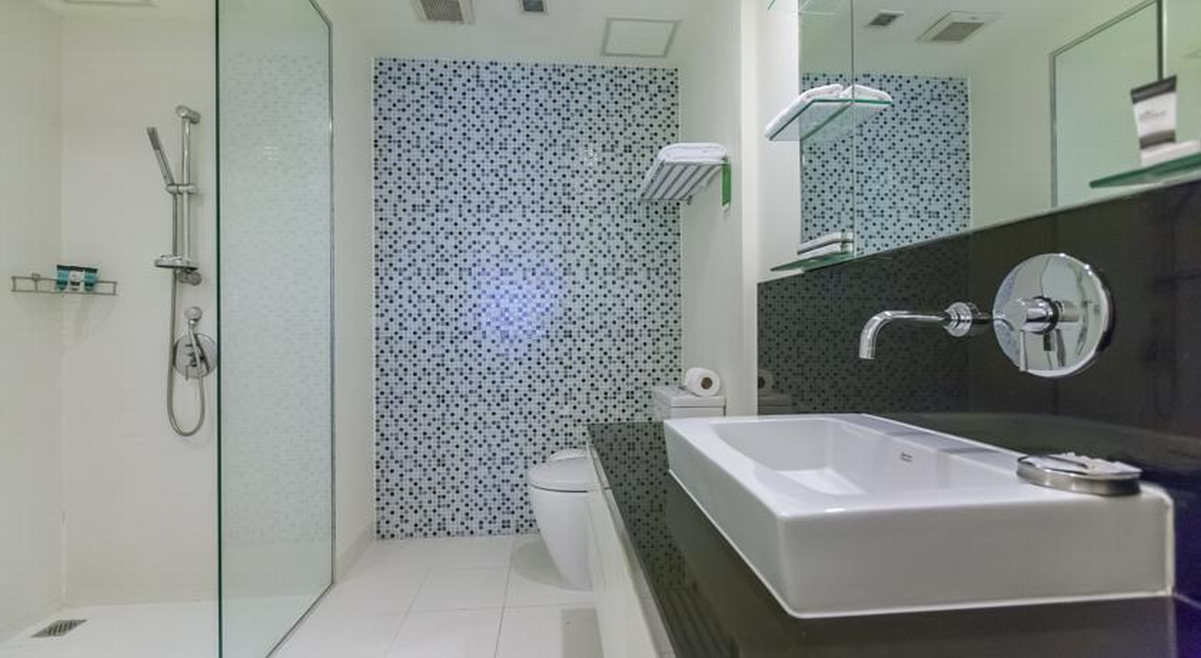 Hotel Oakwood Residence Sukhumvit 24 Bangkok, Thailand, Bangkok. Großes 651