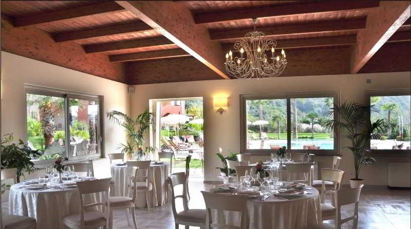 Hotel Alcantara Resort, Italien, Gaggi. Großes 80