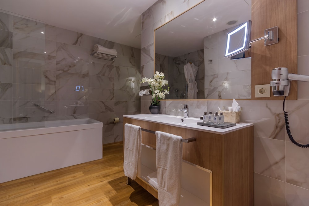 Hotel Lamaraz Arts Hotel, Algerien, Algier. Großes 172