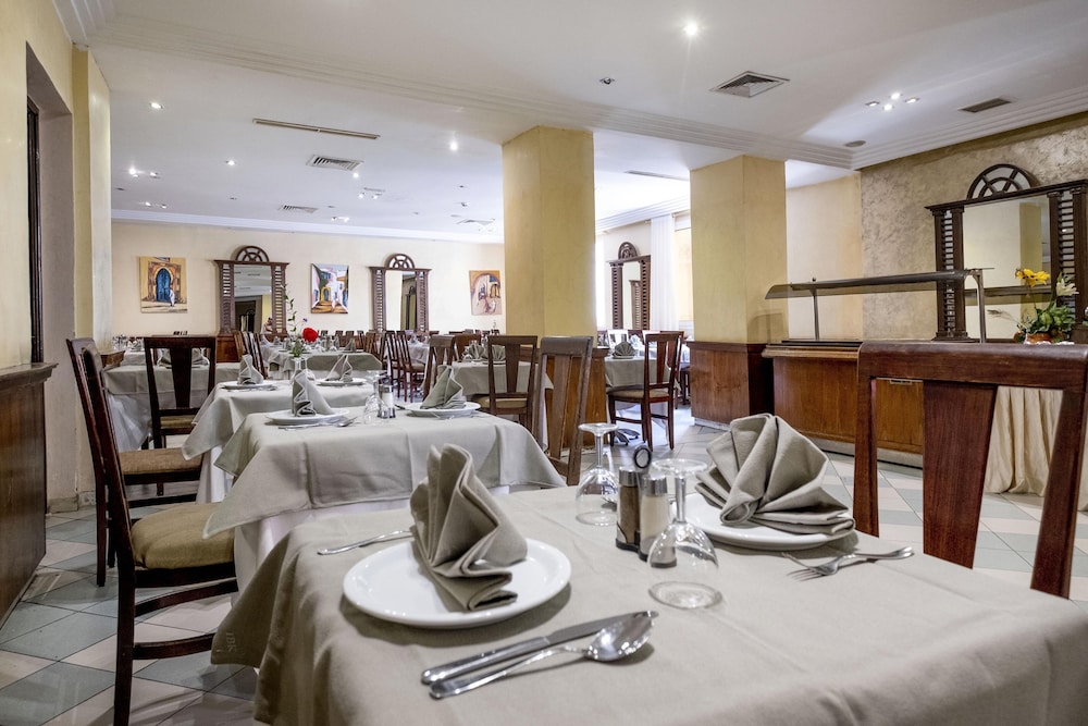 Hotel Yadis Ibn Khaldoun, Tunesien, Tunis. Großes 285