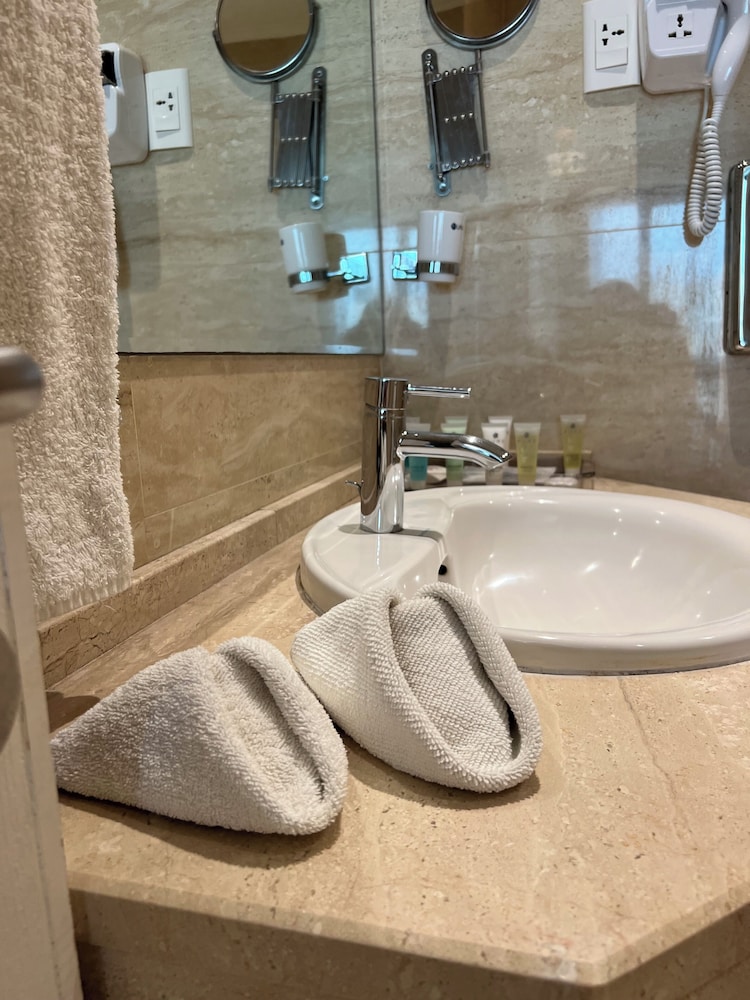 Hotel Amman West Hotel, Jordanien, Amman. Großes 181