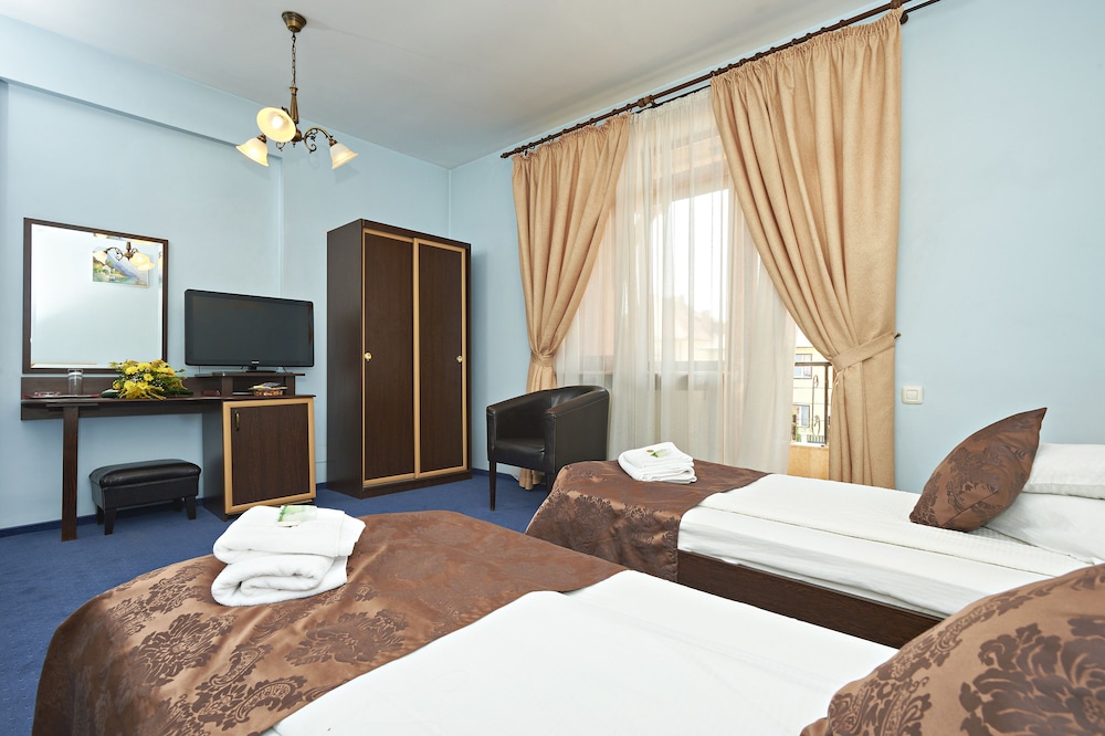 Hotel Pensiune Ambient, Rumänien, Brasov. Großes 248
