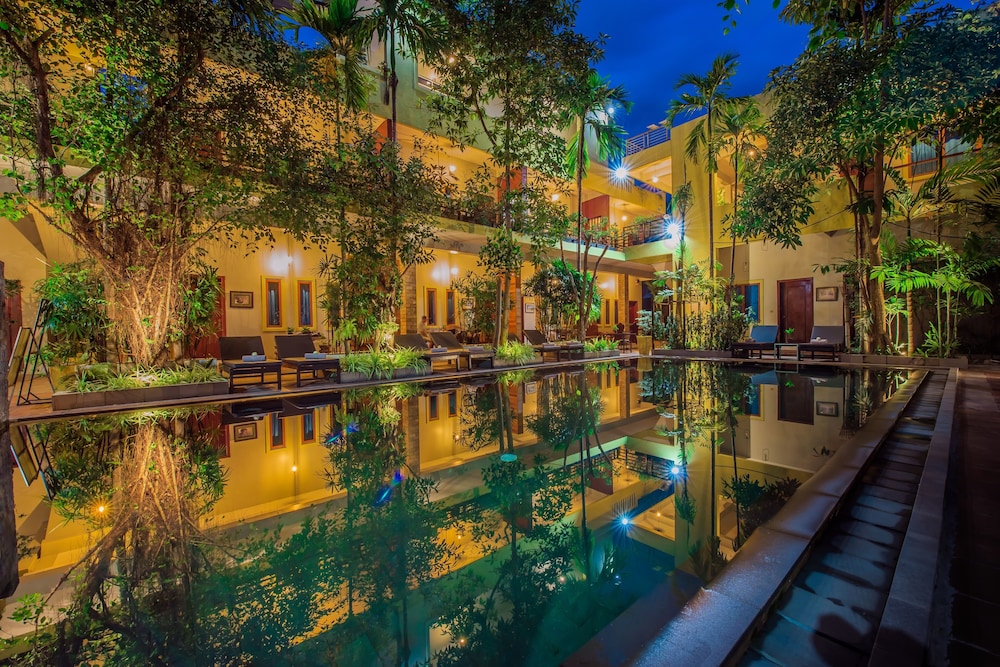 Indra Porak Residence