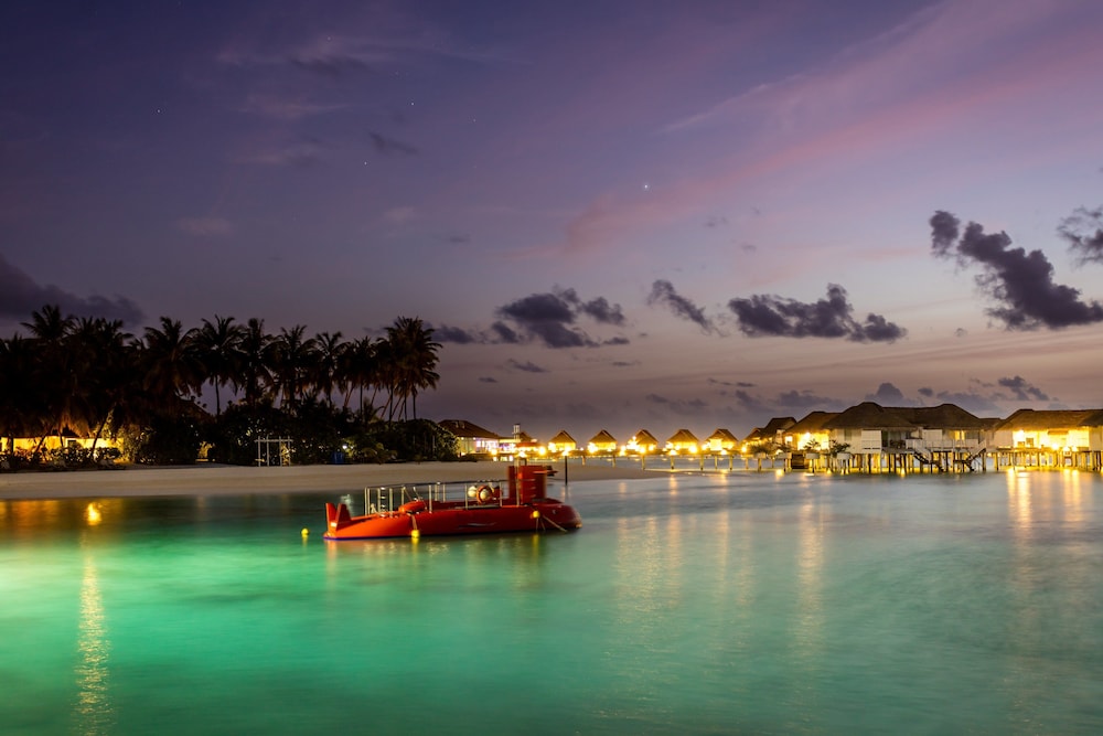 Hotel Machchafushi Island Resort & Spa Maldives, The Centara Collection, Malediven, Makunufushi (Cocoa Island). Großes 142