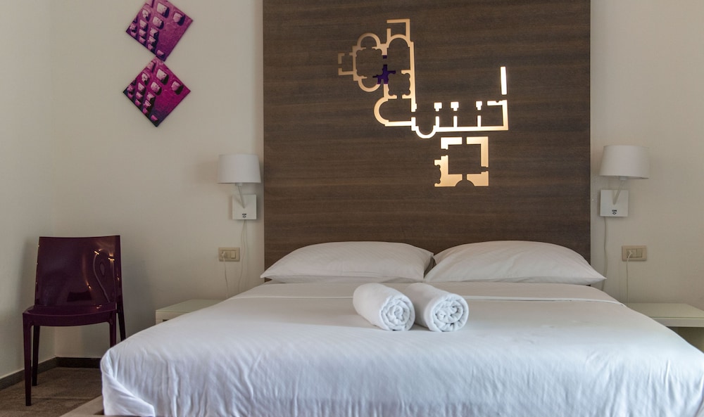 Hotel Slavija Culture Heritage Hotel, Kroatien, Split. Großes 845