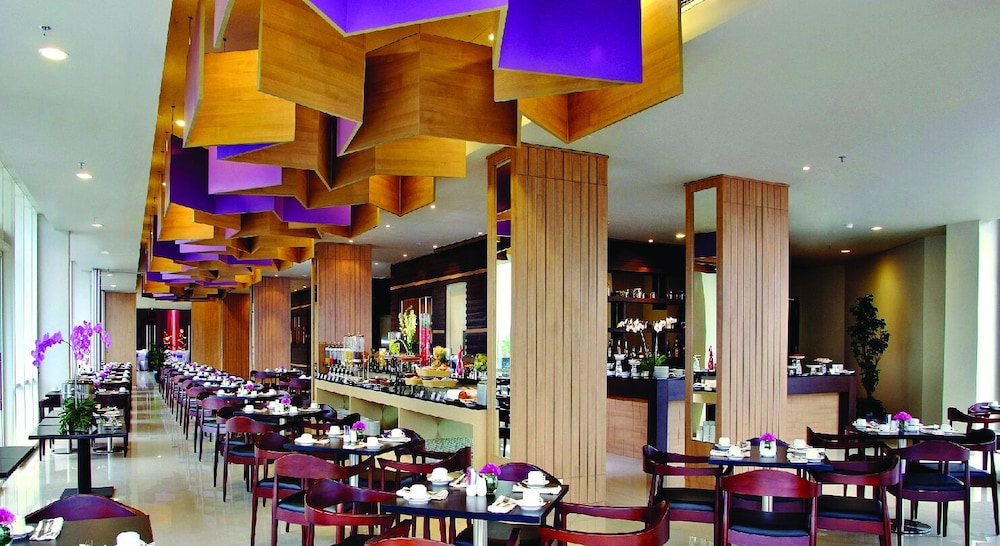 Hotel Atria Hotel Gading Serpong, Indonesien, Tangerang. Großes 580