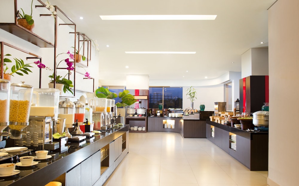 Hotel Santika Premiere Dyandra Hotel & Convention - Medan, Indonesien, Medan. Großes 452