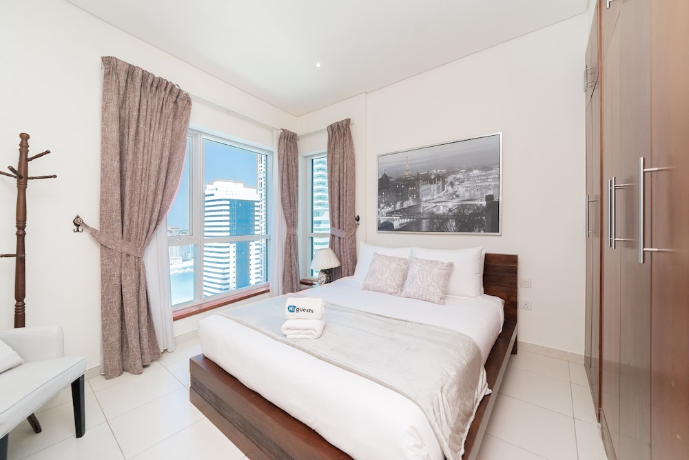 Faraway Homes - Marina Heights