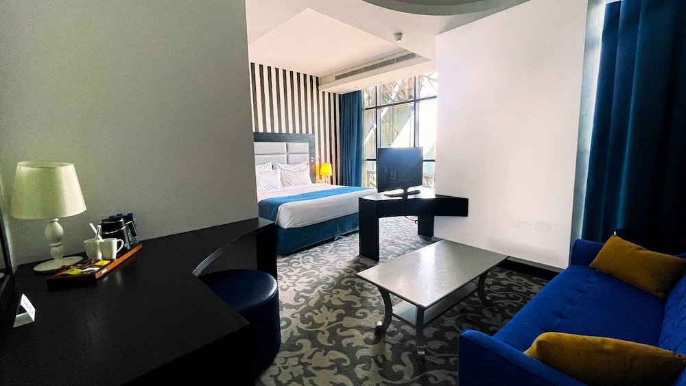 Signature 1 Hotel Tecom