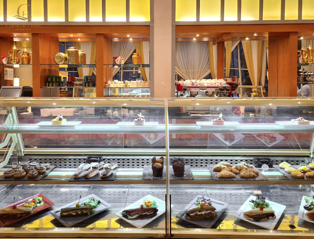 Hotel Corniche Hotel Sharjah, Vereinigte Arabische Emirate, Sharjah. Großes 395