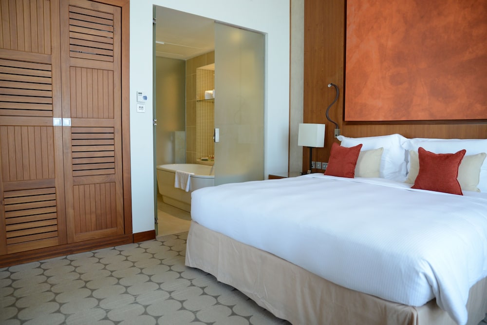 Hotel Yas Plaza Marina by IHG, Vereinigte Arabische Emirate, Abu Dhabi. Großes 529