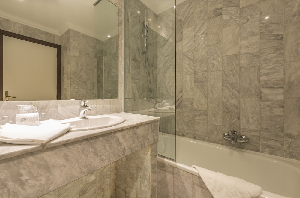 Hotel Ambassador Monaco, Monaco, Monte Carlo. Großes 223