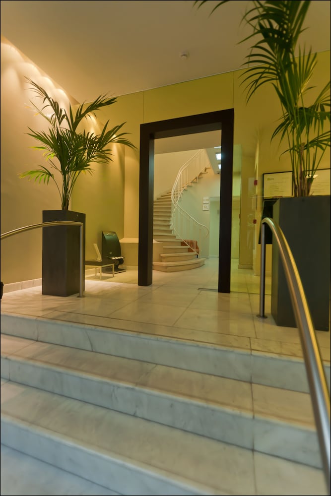 Hotel B-aparthotel Grand Place Brussels, Belgien, Brüssel. Großes 360