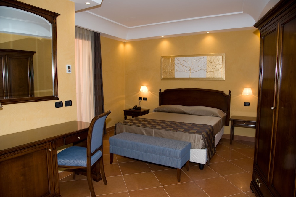 Hotel Artemis Hotel, Italien, Cefalu. Großes 86