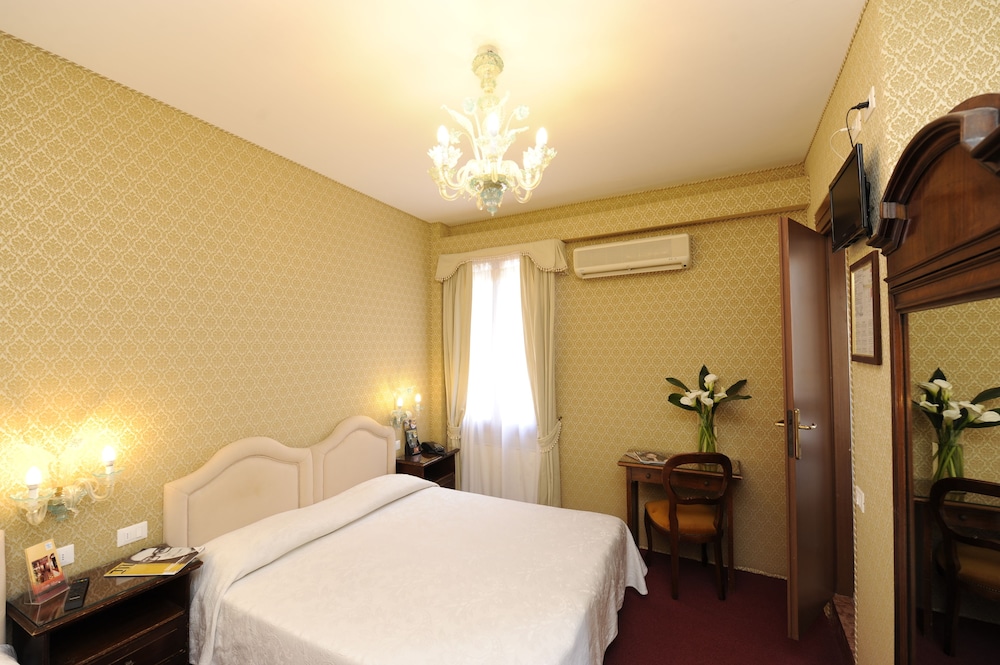 Hotel Villa Rosa Hotel, Italien, Venedig. Großes 376