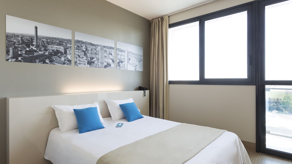 Hotel B&B Hotel Bologna, Italien, Castel Maggiore. Großes 727