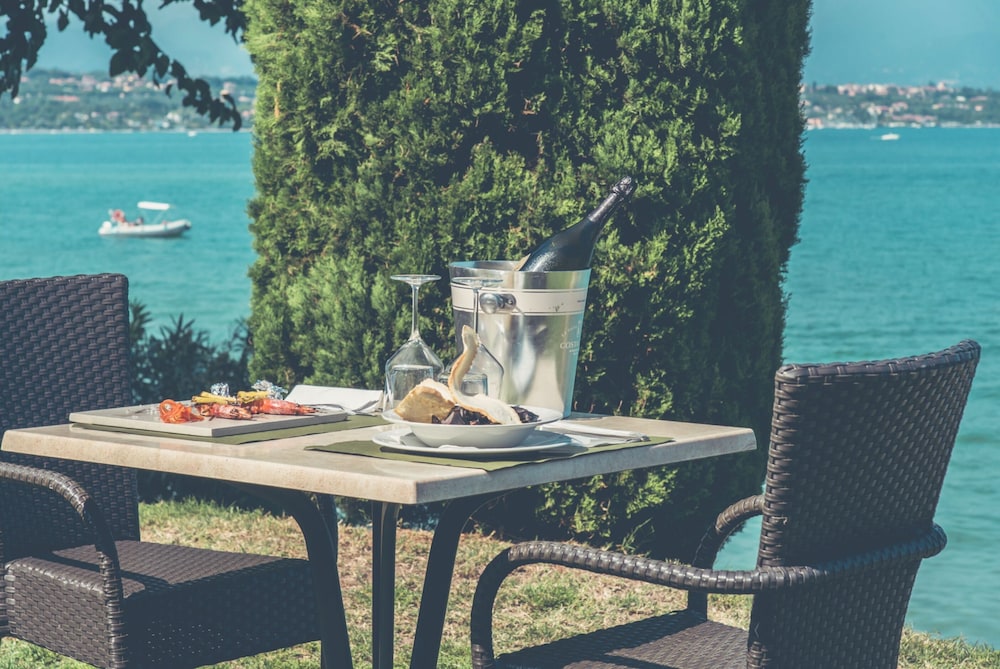 Hotel Club del Sole Desenzano Boutique Resort, Italien, Desenzano del Garda. Großes 123