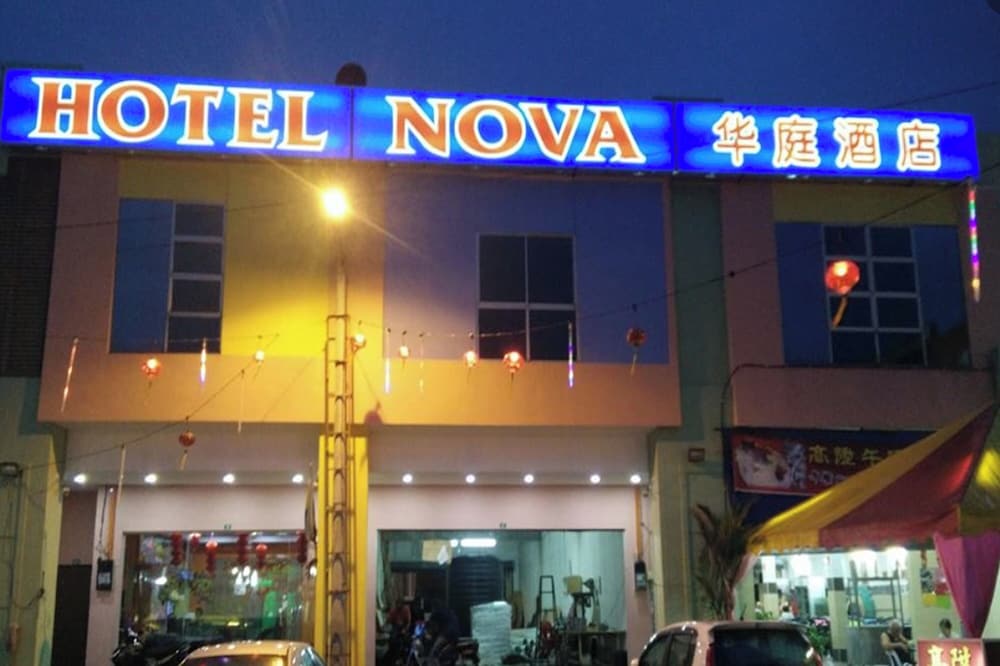 OYO 43934 Nova Hotel