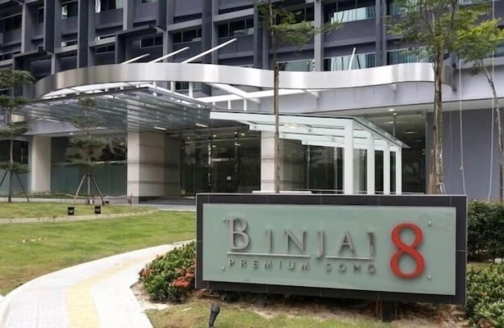 Binjai 8 Premium Soho