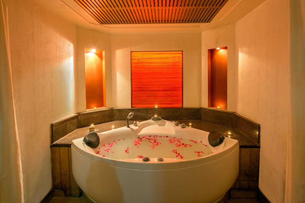 Hotel Howard Plaza The Fern, Indien, Agra. Großes 69