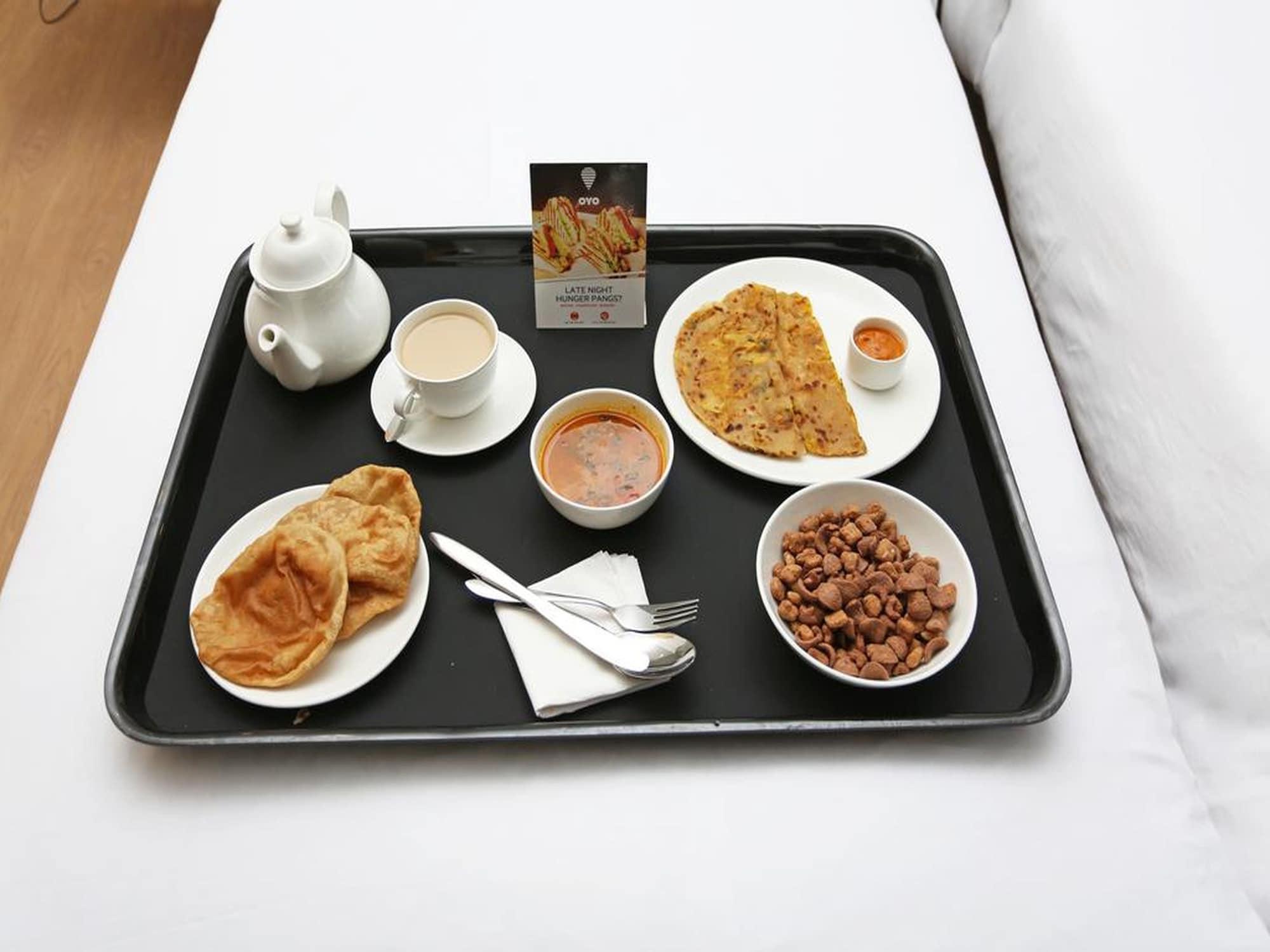 OYO 12849 Hotel Akshay