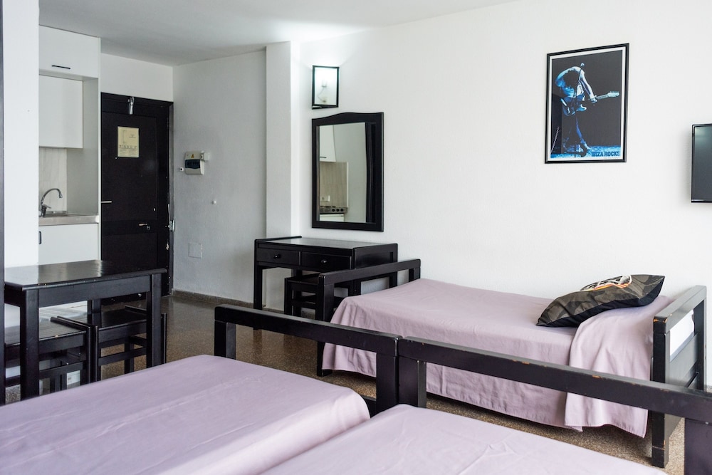 Hotel Ibiza Rocks Hotel - Adults Only, Spanien, Sant Antoni de Portmany. Großes 217