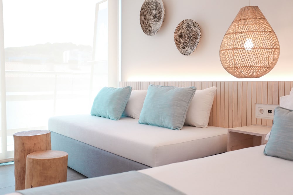 Hotel Kaktus Playa Hotel, Spanien, Calella de la Costa. Großes 548