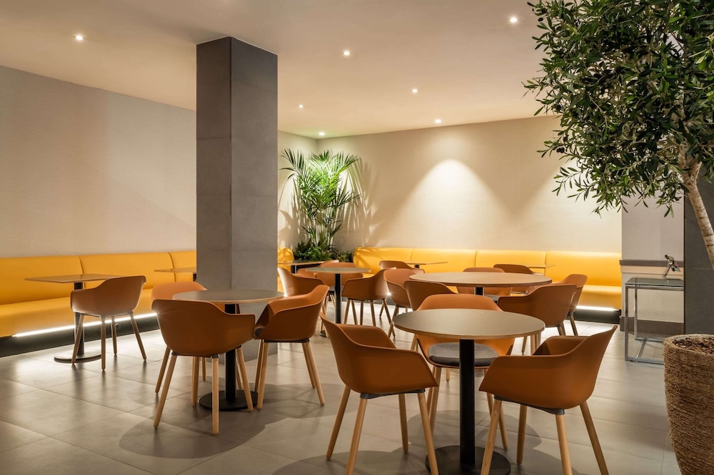 Hotel Petit Palace Trencadis (ex Sunotel Club Central), Spanien, Barcelona. Großes 79