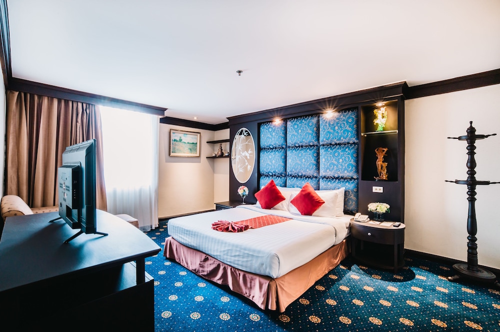 Hotel CROSS VIBE Bangkok Srinakarin, Thailand, Bangkok. Großes 198