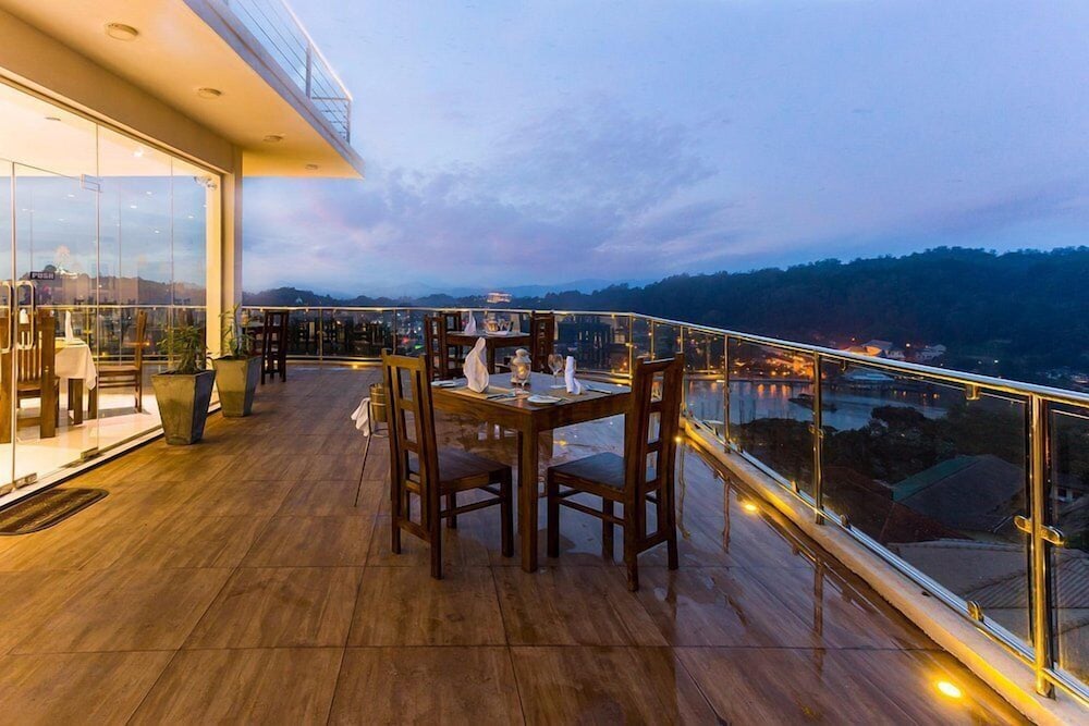 Hotel Sandriana Lake View, Sri Lanka, Kandy. Großes 57