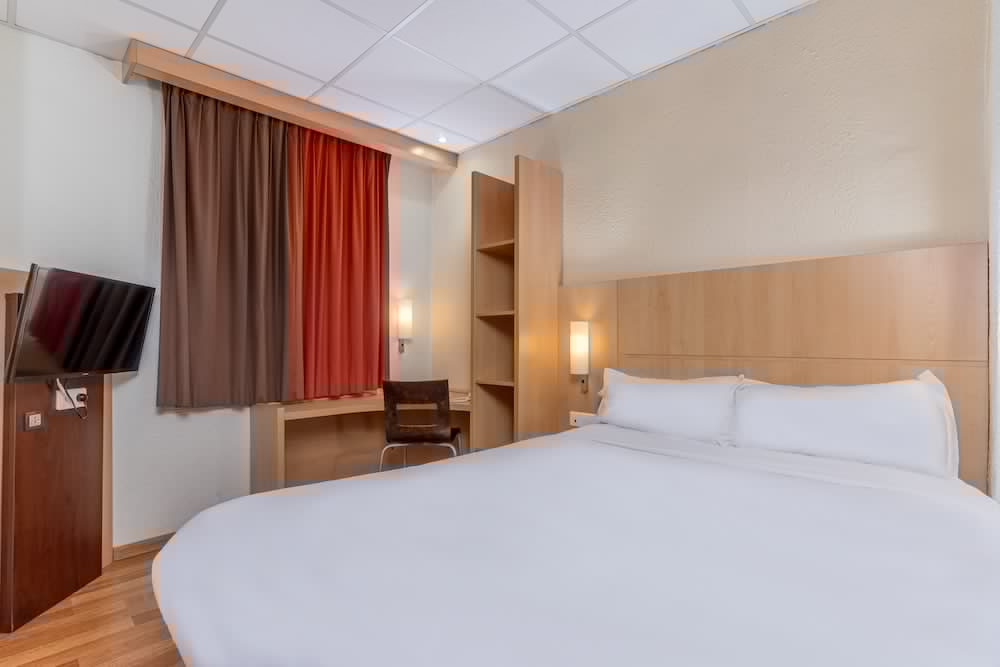 Hotel B&B Hotel Marseille Centre Vieux Port, Frankreich, Marseille. Großes 321