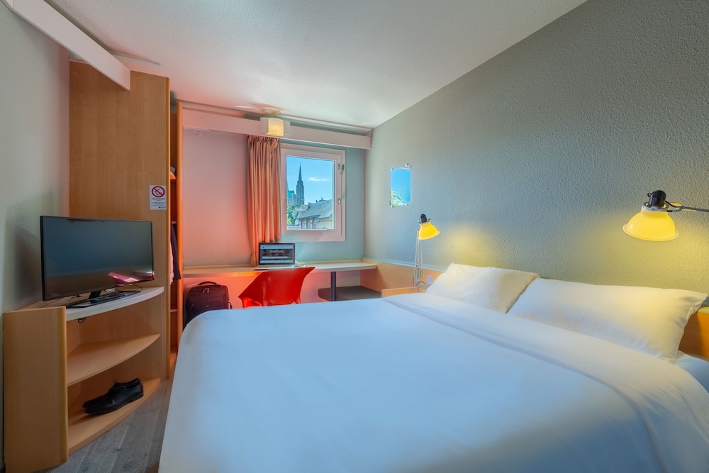 Hotel B&B Hotel Chartres Centre Cathedrale, Frankreich, Chartres. Großes 446