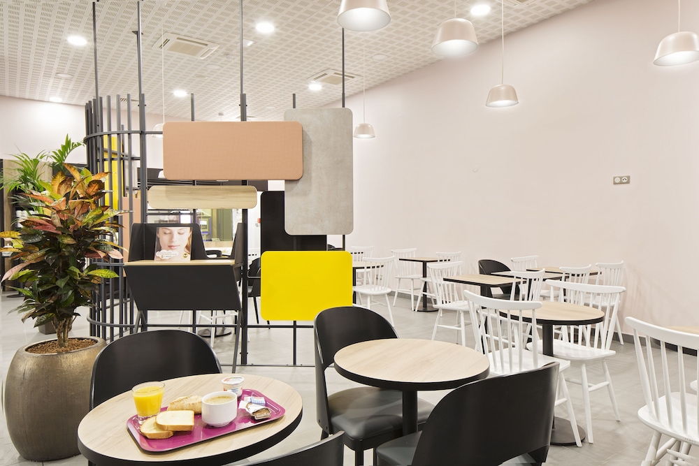 Hotel B&B HOTEL Lyon Centre Perrache, Frankreich, Lyon. Großes 487