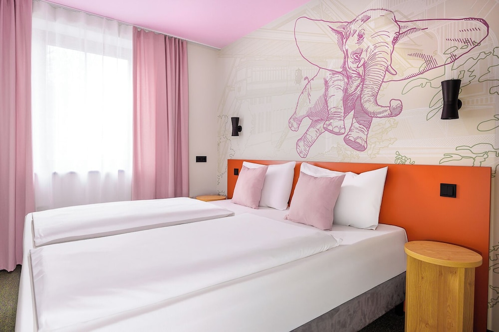 Mcdreams Hotel Wuppertal City