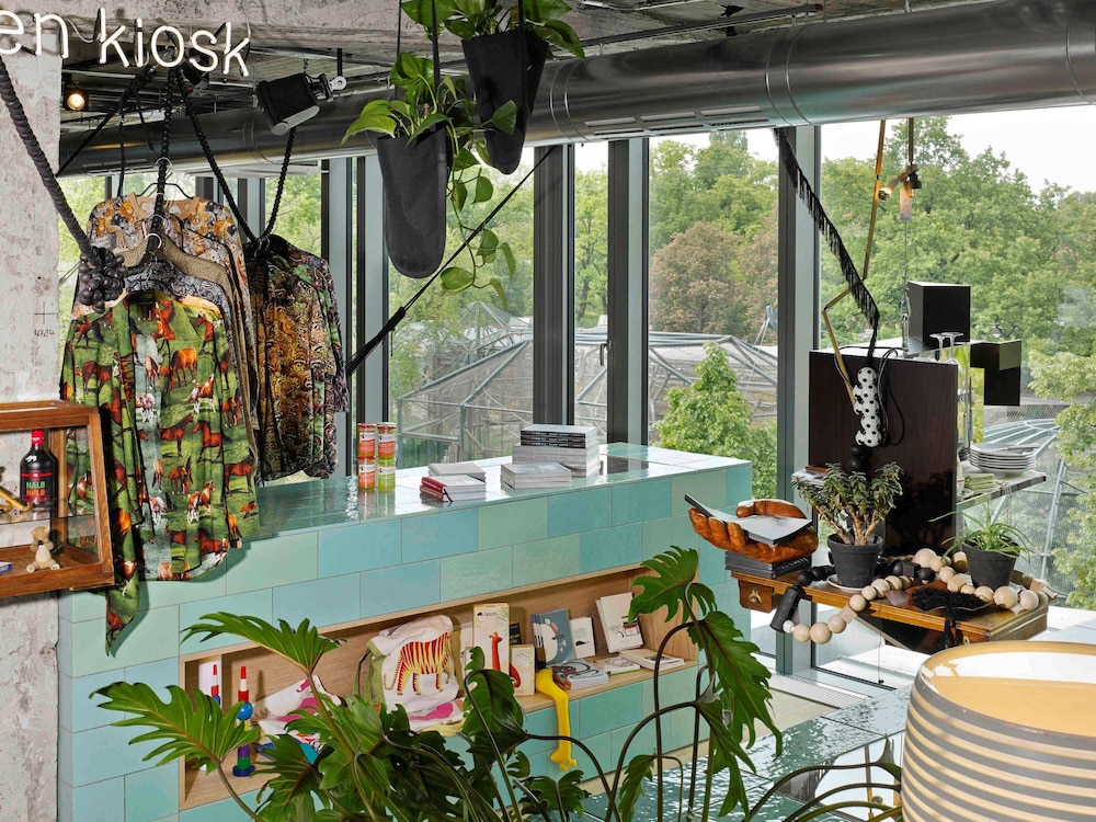 Hotel 25hours Hotel Bikini Berlin, Deutschland, Berlin. Großes 68