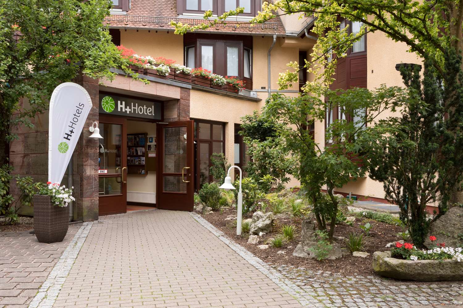 H+ Hotel Nuremberg (ex RAMADA Landhotel)