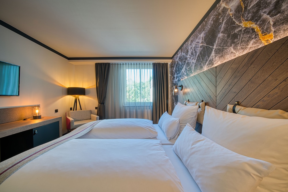 Hotel FourSide Hotel Salzburg, Trademark Collection by Wyndham, Österreich, Salzburg. Großes 143