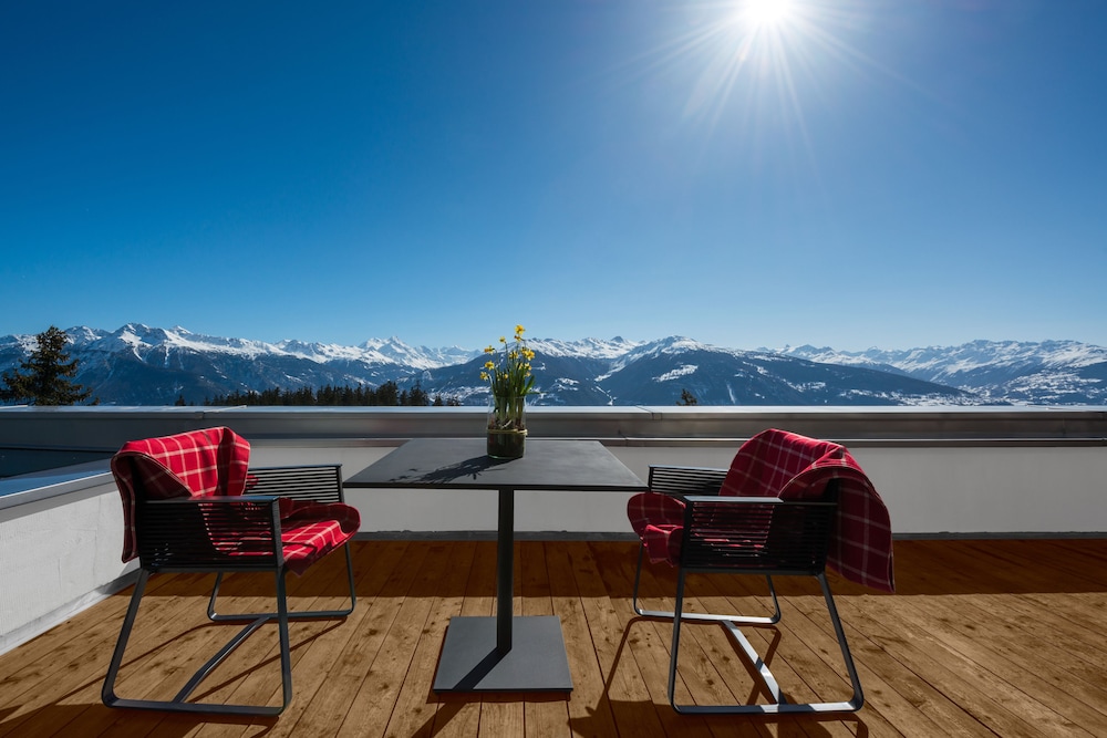 Hotel Crans Ambassador Luxury Sport Resort, Schweiz, Crans-Montana. Großes 63