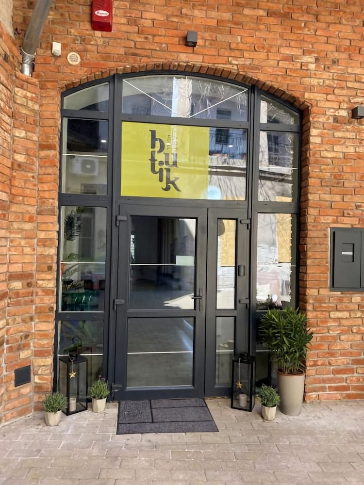 Bp Design Hotel & Apartman